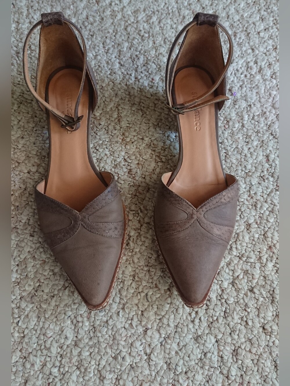 Sundance Yalon gray/taupe leather pointed-toe Sandals shoes size 6.5